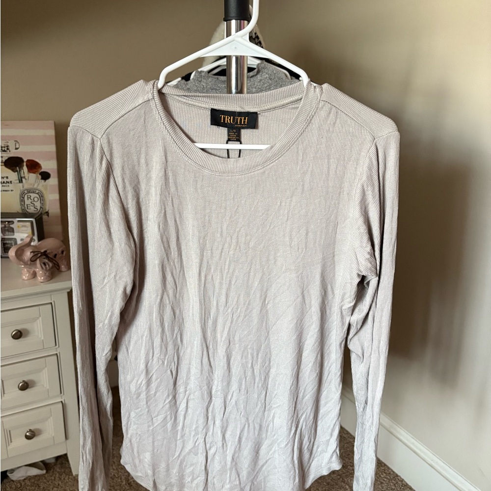 Truth Ribbed Long Sleeve in Soft Gray